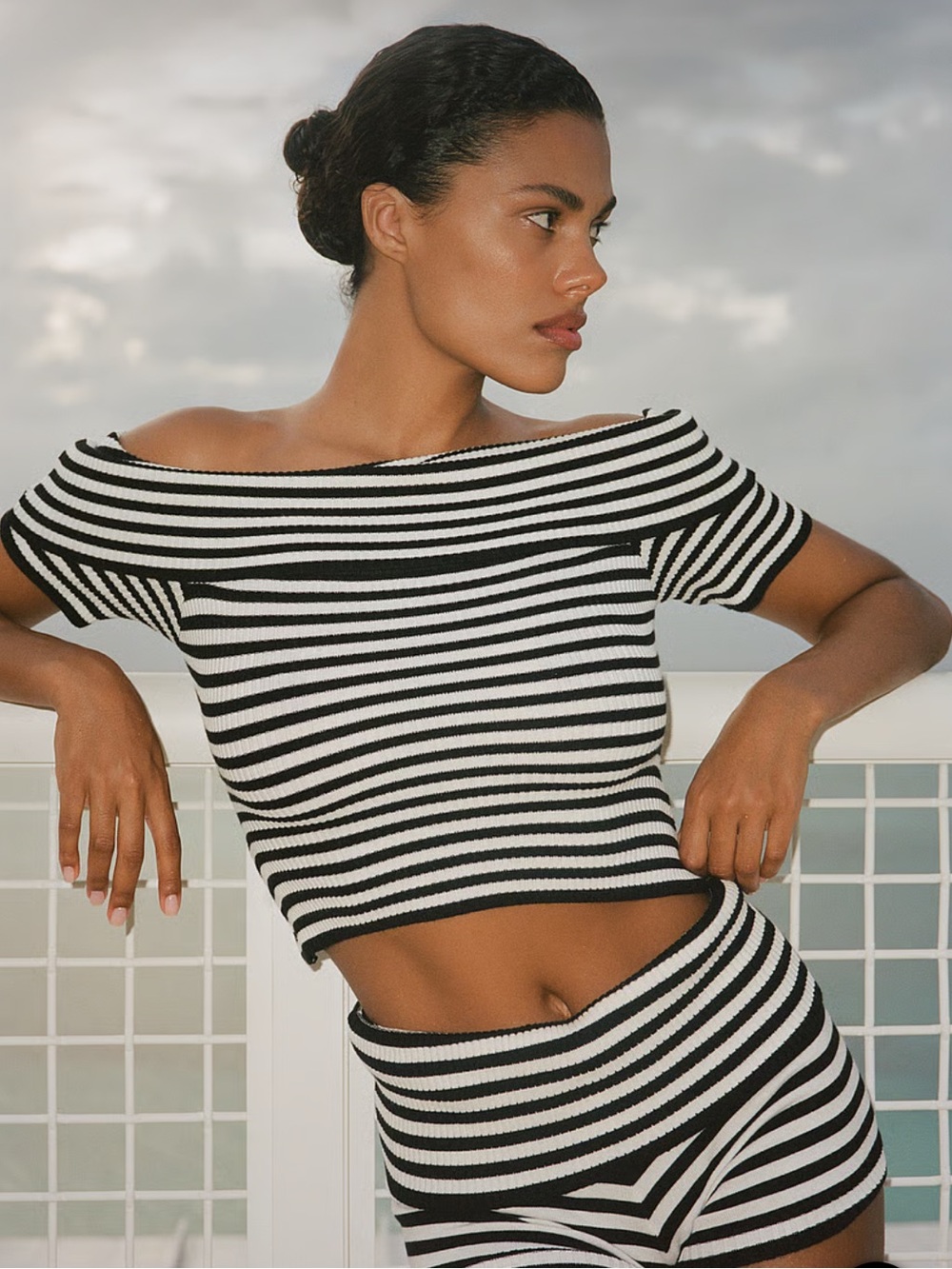 NWOT Frankie’s Bikinis “Lola Strapless Knit Top” - Picture 5 of 6